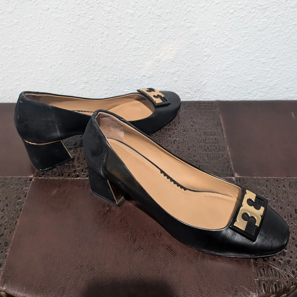 Tory Burch Gigi Leather Flats Size 7.5